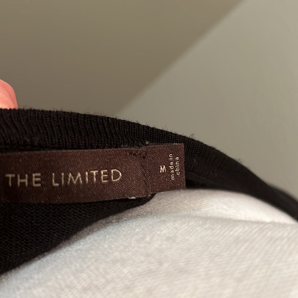 The Limited Black Fine Gauge Sweater - Medium - Picture 5 of 6